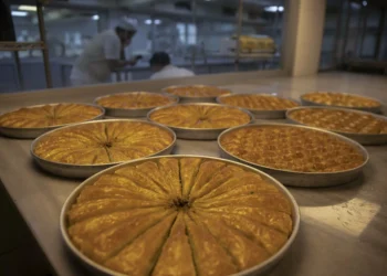 Demand for Gaziantep’s baklava doubles ahead of Eid celebrations