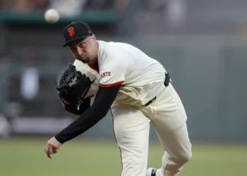 Rough start: Erratic and rusty, Blake Snell lasts only three innings in SF Giants debut