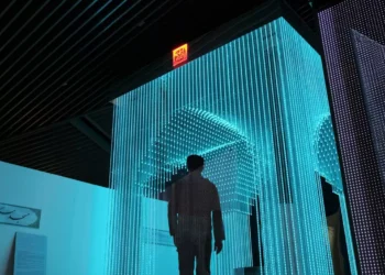 “Embracing the Positive Side of Economía”