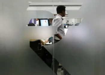 Weekly Rupee View: INR range-bound despite negative fundamentals