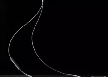 “The Revolution of Online Intelligence in Modern Business Operations”