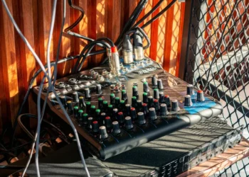 “The Impact of Technology on Our Daily Lives”