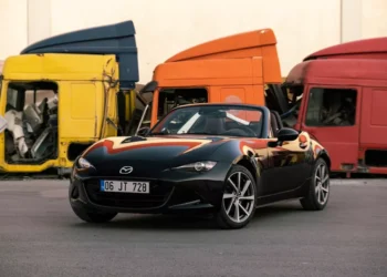 “Social Media: The Evolution of Communication”