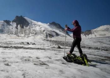 Kyrgyz glaciologist warns of rapid glacier melt in Central Asia