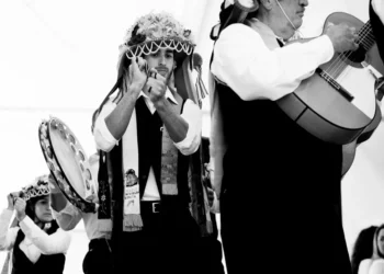 “Music: A Boundless Force Uniting Diverse Cultures and Hearts”