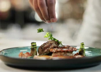 Gault & Millau names Türkiye’s top culinary talents in 2025 awards