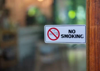 Milan enforces strict smoking ban to combat pollution