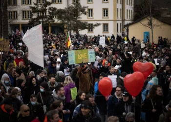 “Reviving the Spanish Economy: The Impact of Companies Like…”