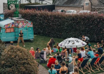 Exploring the Beaut of Art and Entertainment