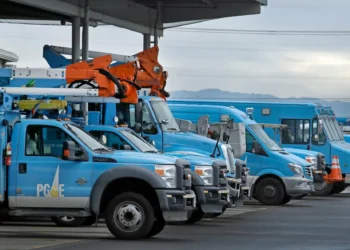 Letters: PG&E’s $2.4B in profits are built on ratepayers’ backs