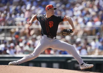 SF Giants option Ragsdale, Seymour in latest round of cuts