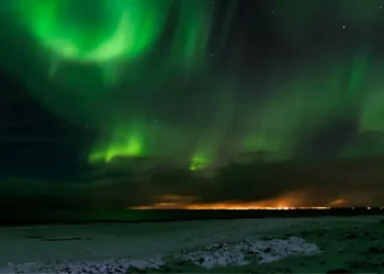 Solar Storm to Trigger Northern Lights in US: Visibility, Timing & Impact