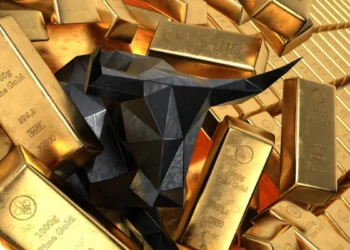 Gold hits $3,000 an ounce for first time amid trade tensions, Fed rate cut bets