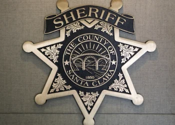 Apple security chief acquitted, mistrial for ex-undersheriff in Santa Clara County gun permit bribery case