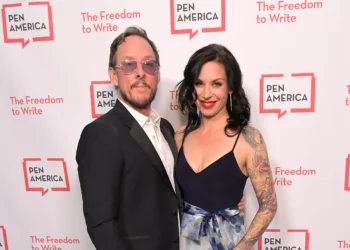 Update: Weezer bassist promotes Coachella gig after wife’s police shooting