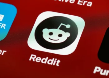 AI Researchers Secretly Used Reddit to Test Chatbot Persuasion