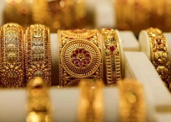 Why is jewellery demand declining while investment in gold ETFs is rising?