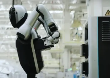 Meet Walker S2: The Self-Sufficient Humanoid Robot with Swappable Battery Tech