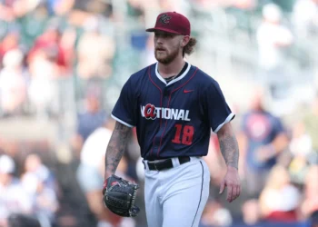 SF Giants’ top pitching prospect Whisenhunt to make debut on Monday