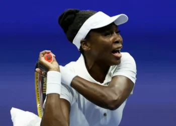 Venus Williams loses in 3 sets at the US Open in her 1st Grand Slam match in 2 years