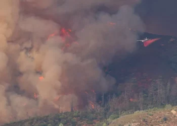 Pickett Fire expands in Napa County mountains east of Calistoga as firefighters make gains on second day