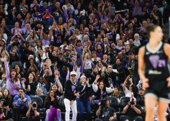 Valkyries magic number: Playoff math, fan support favors Golden State