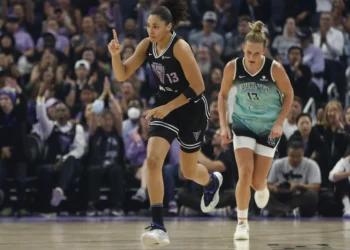 Valkyries keep defending champion Liberty in check, extend win streak to four