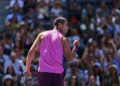 Carlos Alcaraz’s behind-the-back shot helps him reach US Open quarterfinals