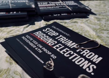 Letters: Vote yes on Prop. 50 to foil Donald Trump’s policies