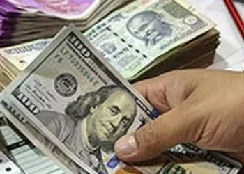 FPIs turn net buyers after day of volatility, pour ₹2,298 crore on Friday