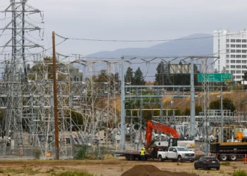 Lower PG&E bills expected for electric and gas customers