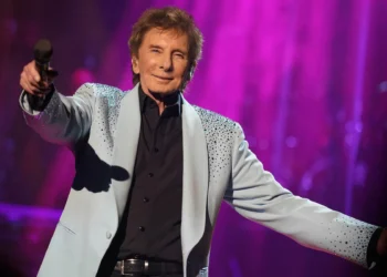 Barry Manilow Extends History on Billboard’s Adult Contemporary Chart to More Than 50 Years With ‘Once Before I Go’