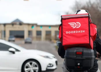 Judge rejects DoorDash, Uber request to block New York City tipping option laws