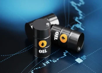 Oil traders rush to hedge Iran risk after wild start to year