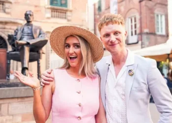 Colleen Ramsey and Owain Wyn Evans land new Italian travel series